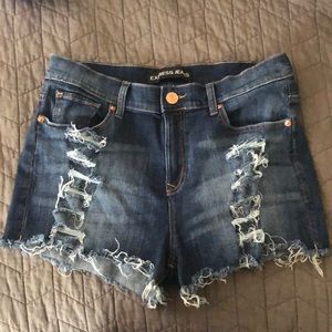 High waisted denim shorts